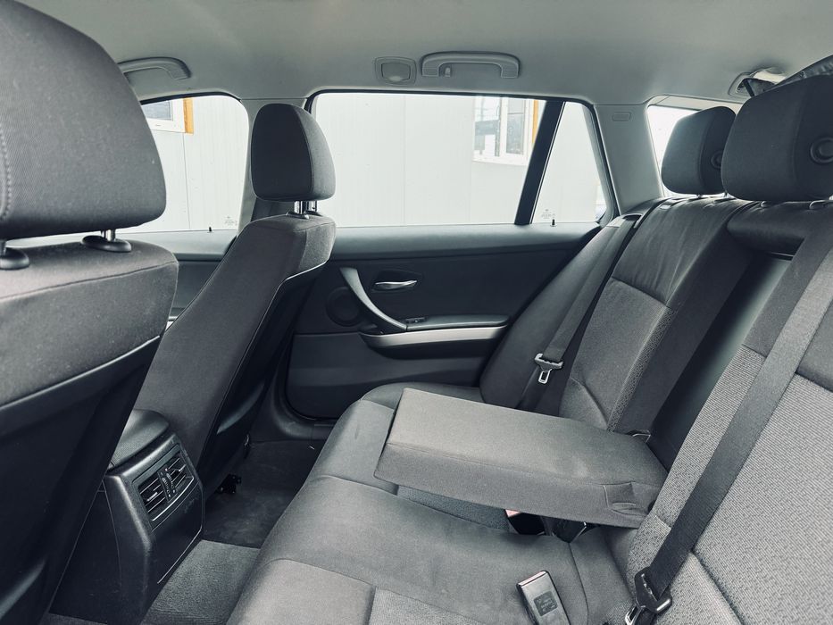 BMW Seria 3 E91 320 *2006* *150Cp*