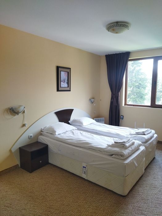 Продава се Двустаен апартамент в к.к. Пампорово - 67 кв.м за 1038 €/кв.м - Снимка #2