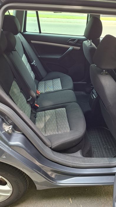 SKODA Octavia 2010 — imagine 4