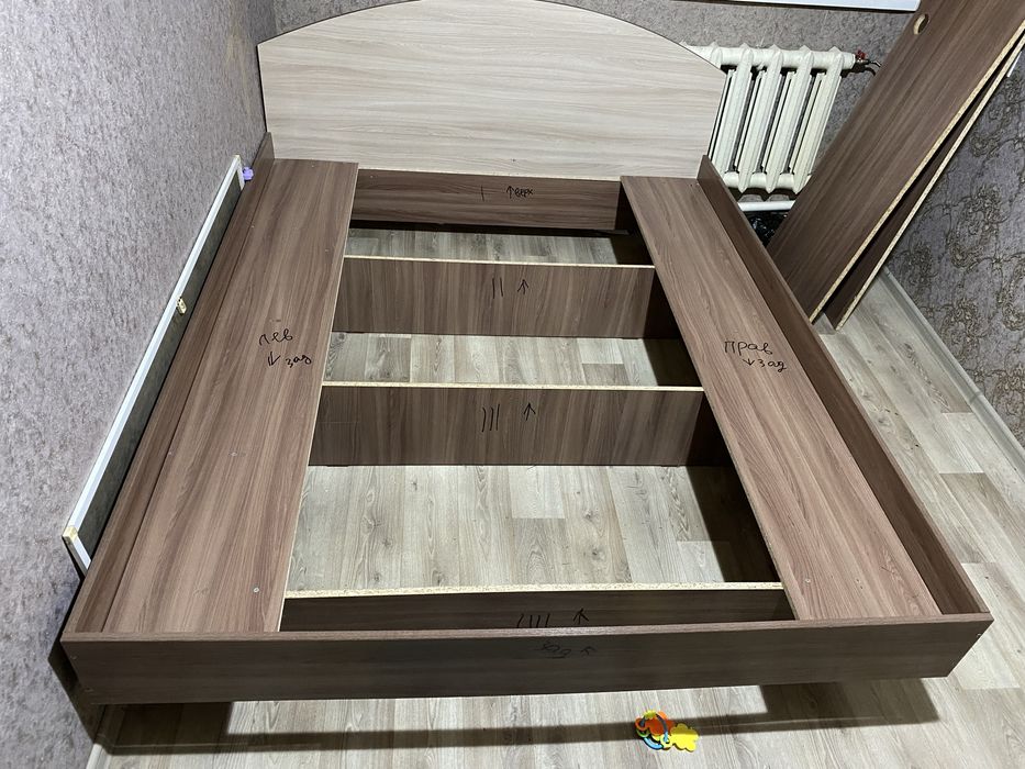 Продам кровать двухспалка