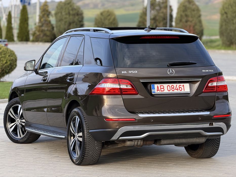 Mercedes ML 350 / Tablete / Panoramic / Padele / Leduri / Praguri TOP