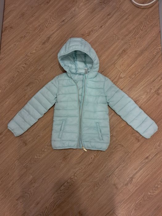 Продам куртку Orchestra на девочку 5-6 лет.