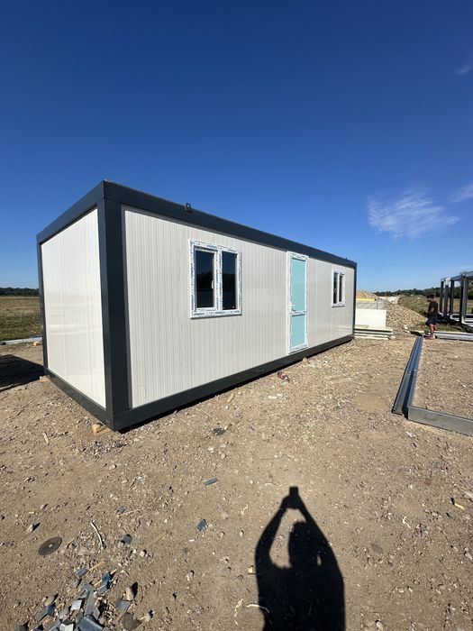 Vand containere modulare in toata tara