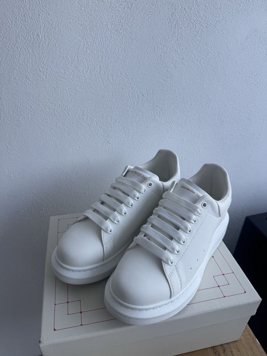 Adidasi Alexander McQueen marimea 43
