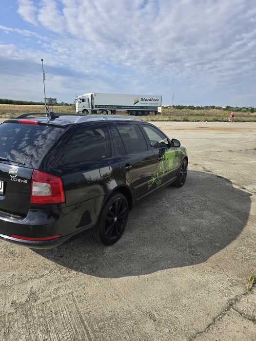 SKODA Octavia 2013 — imagine 3