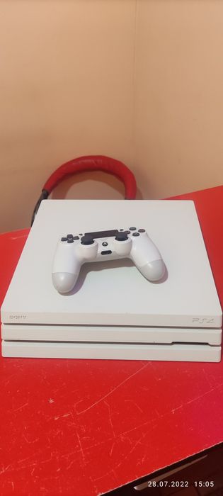 Playstation 4 lar sotiladi