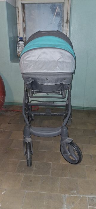 Продам детскую коляску