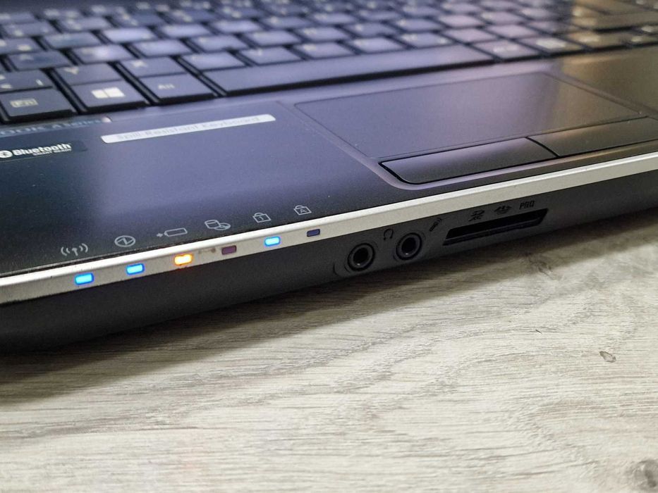 Лаптоп Fujitsu Lifebook A512 / 8GB RAM / 512HDD / i3-3110M