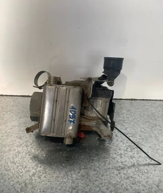 Webasto 1K0 815 071P Volkswagen VW Touran 2004 1.9 TDI MT (100 hp)