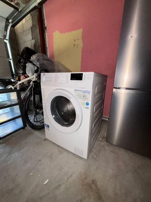 Vând mașină de spălat beko