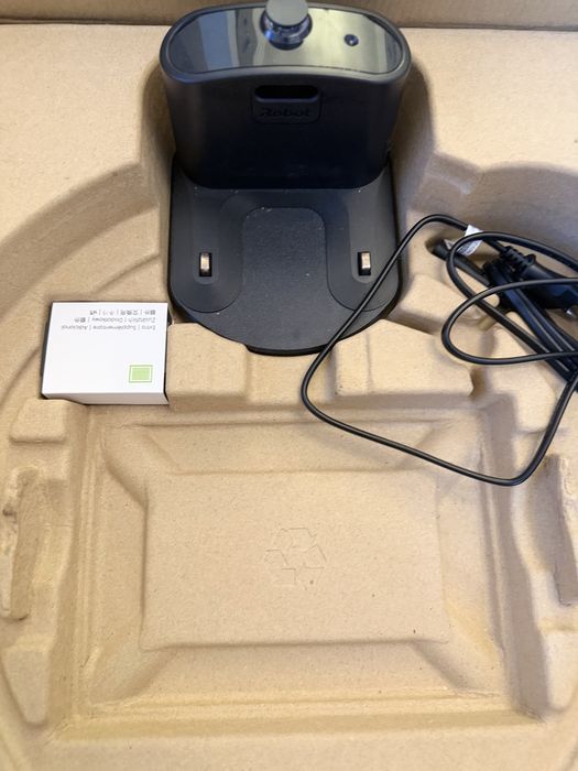 Прахосмукачка -Robot Roomba i7