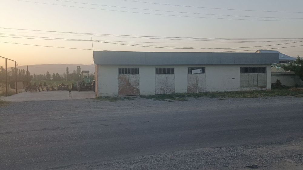 Qashqadaryo viloyati kitob tumanida yer uchastkasi binosi b/n sotiladi