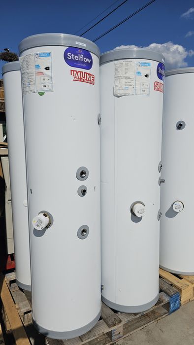 бойлер от 180л до 300л с голяма  серпентина за термопомпа до 30kw