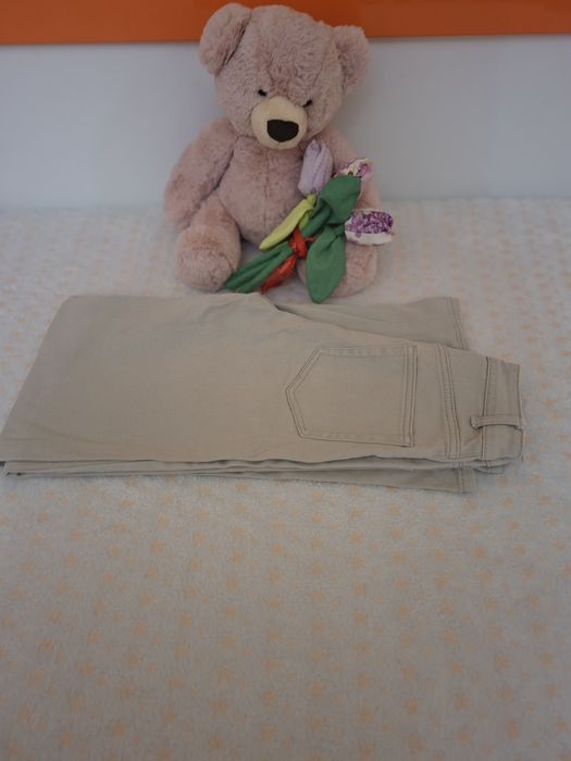 Сладки бежови дънки