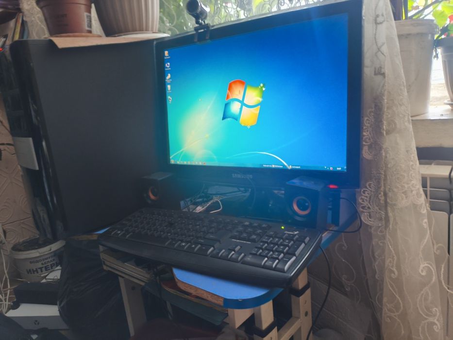 компьютер с комплектом