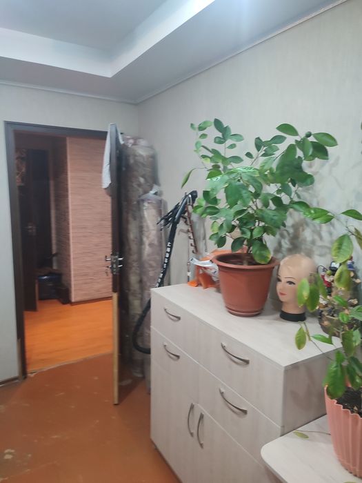 Продам трешку на 5микрорайоне