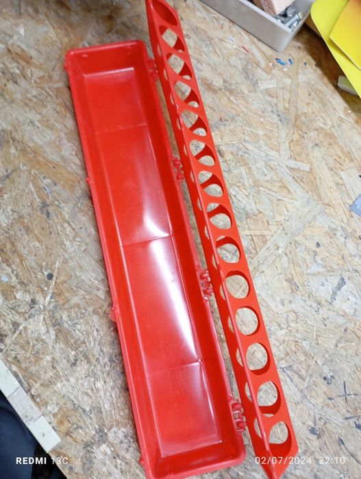 Жужалар учун кормушка 28 тешик мавжуд