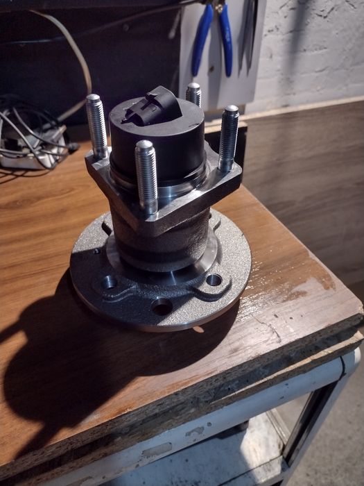 Главина за Опел Астра