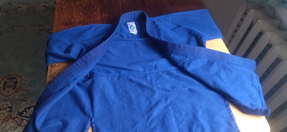 Кимоно 3/160   б/у