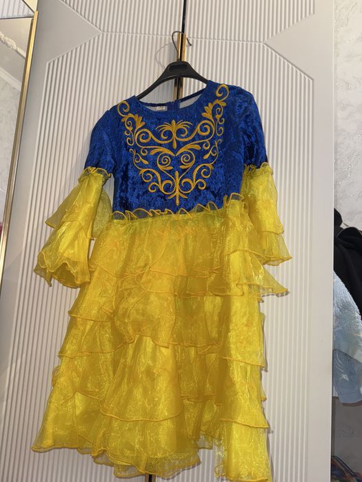 Қызыл ұзын көйлектер,размер 46-48