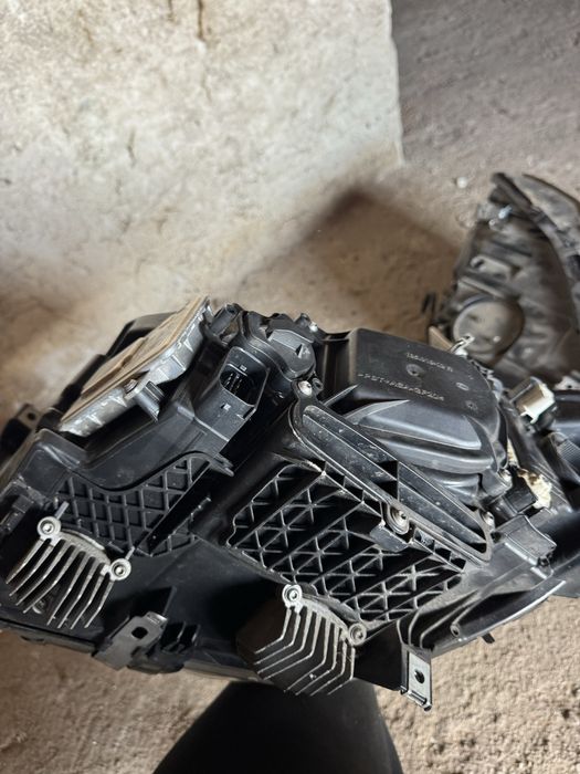 Би ксенон фарове бмв 5, 10/ф11(bi xenon farove bmw 5, f10/f11 lci)