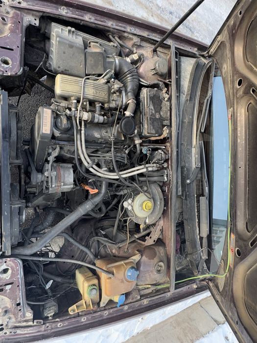 Продам ауди б4 2 об инжектор