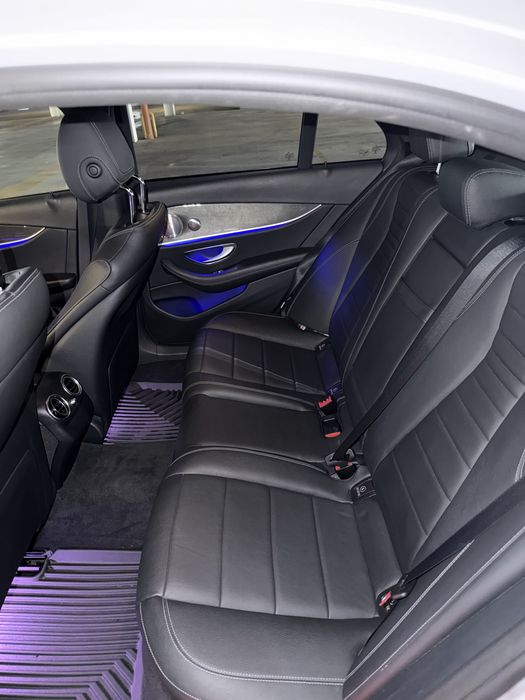 Mercedes-Benz E400 2017г W213 4MATIC DIGITAL