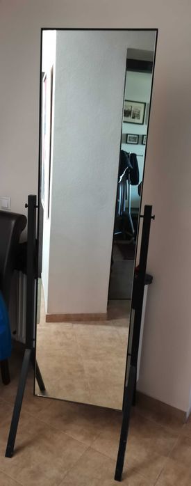 oglinda mobila cu fata dubla