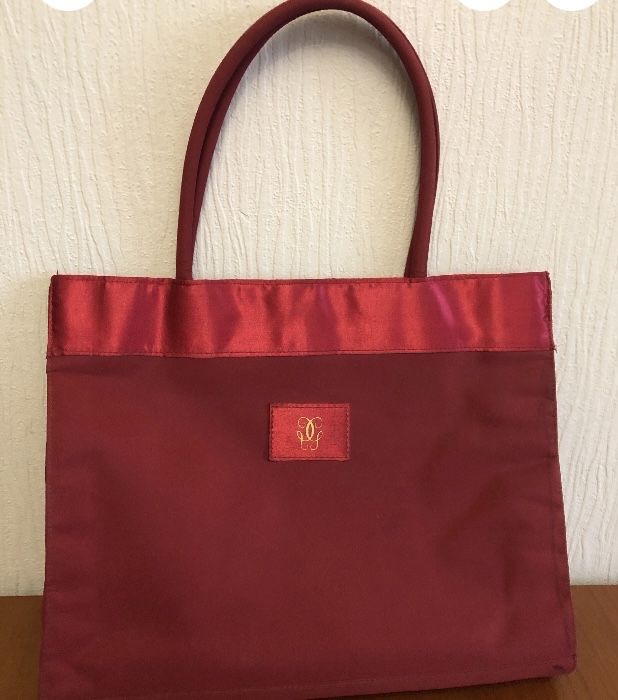 Сумка обьемная Givenchy