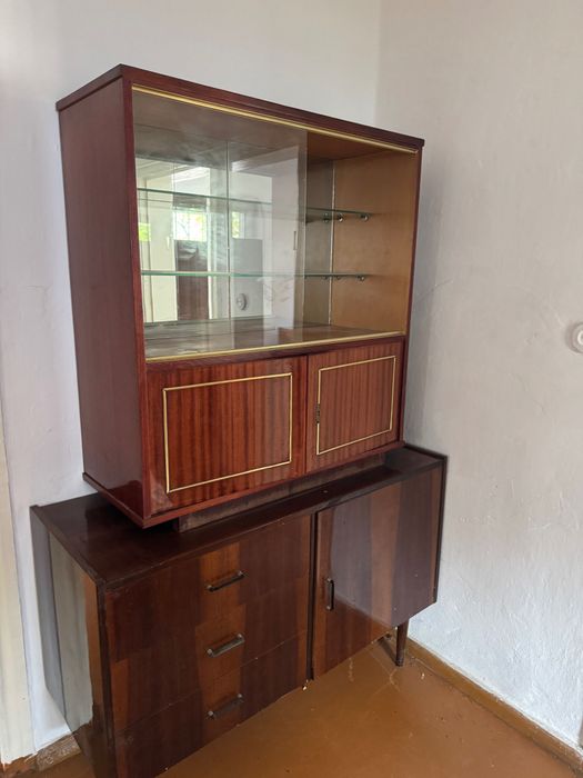 Сервант ретро до реставрации