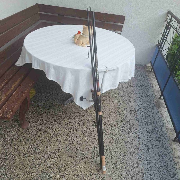 Коплект 2 броя въдици Осако 3.5 либри и 2 броя макара Делфин