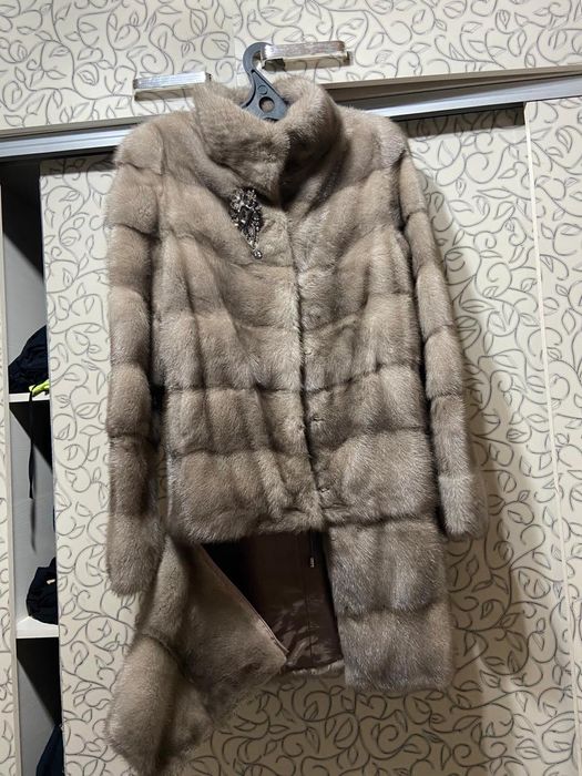 Шуба норковая              .