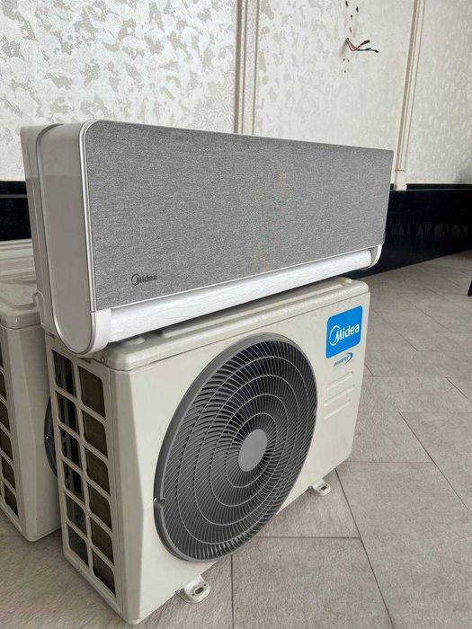 кондиционер Midea Lotus Silver 12 как новая