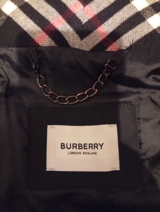 Чисто Ново Зимно Яке Burberry