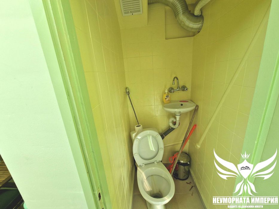 Дава се под наем Магазин в Асеновград - 21 кв.м за 205 € - Снимка #10