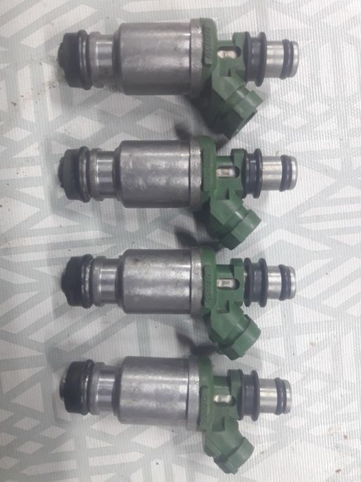 Форсунки от Рав4 3sfe