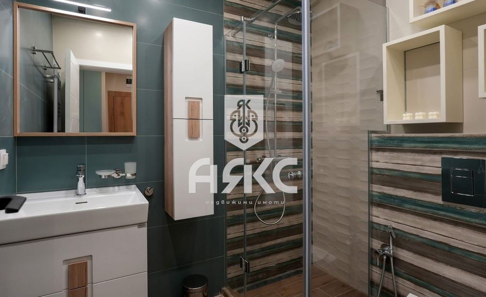 Дава се под наем Двустаен апартамент в София, Студентски град - 64 кв.м за 650 € - Снимка #9