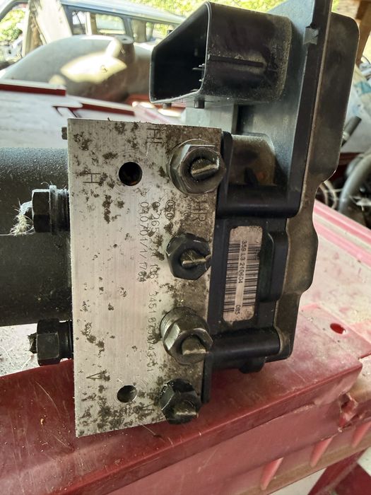 Pompă / Modul ABS BMW Seria 5 E60 E61 (Active Steering) directie activa