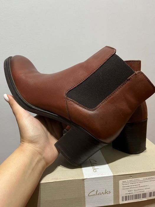 Ботинки демисезок Clarks