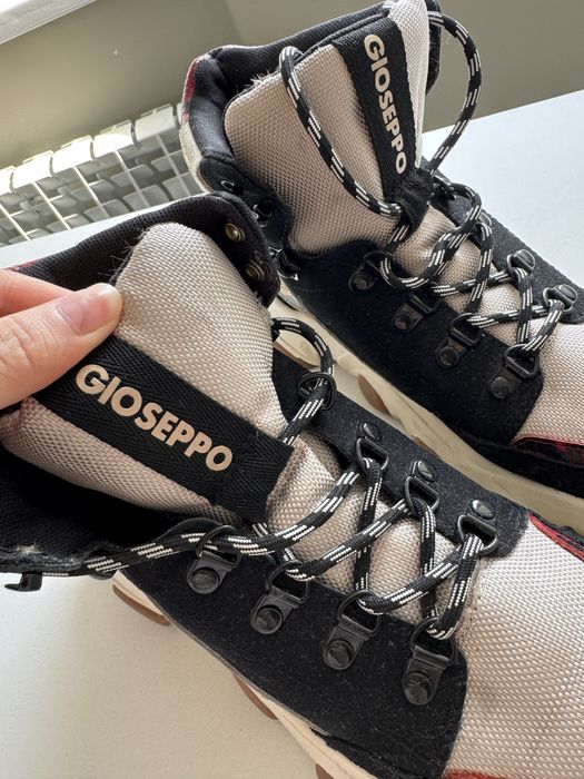 Кроссовки женские Gioseppo | Зимние ботинки