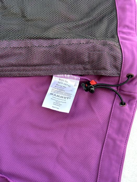 Дамско софтшел яке MAMMUT Softech - размер XL, Отлично състояние