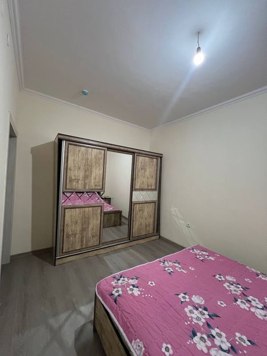 Samarqand Shahar Qurasuv Massivida 2 xona kvartira sotiladi