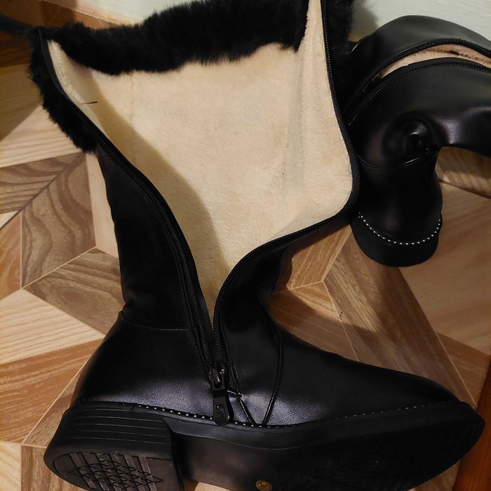 Cizme lungi blanite model epocă 36