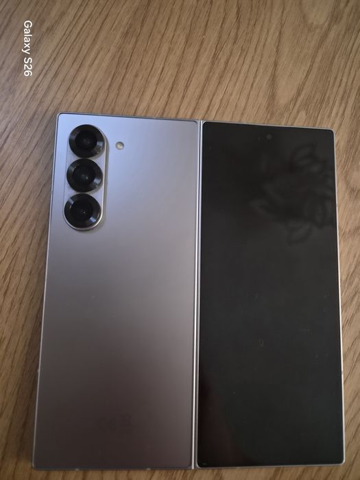 Samsung Z fold 6