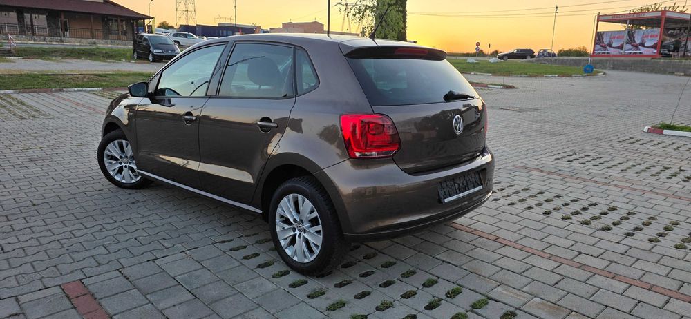 VOLKSWAGEN Polo 2014 — imagine 3