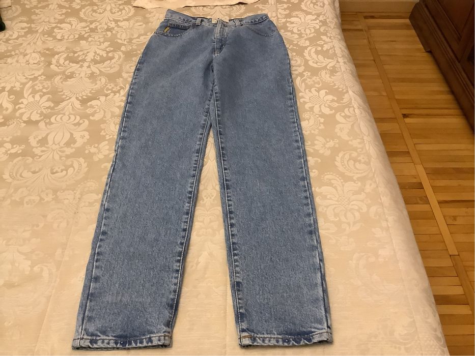 Джинсы женские Armani
