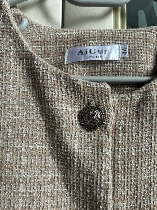 Женский пиджак ( бежевый )