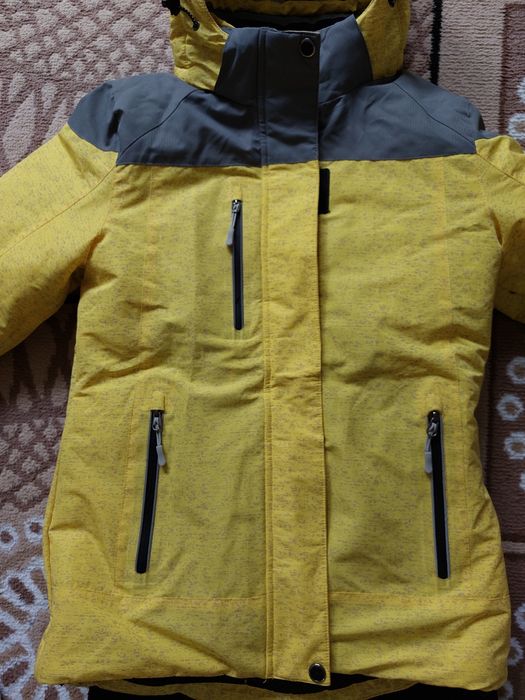 Продам зимний костюм