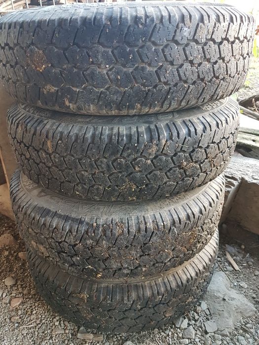 Anvelope  165 70 14, 185 60 14, 235 60 17, 195, 175 65 14, 205 5