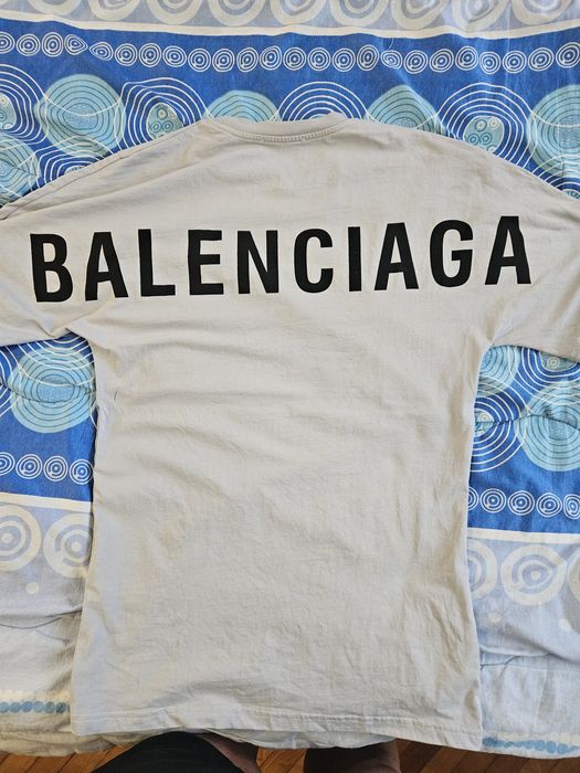 Продавам  тениска Balenciaga